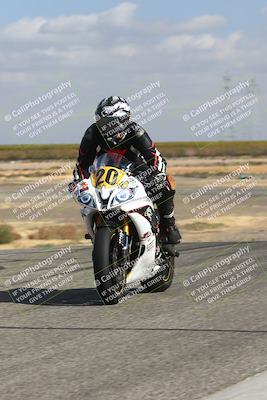 media/Nov-03-2024-TrackDaz (Sun) [[44580f4982]]/C Group/1240pm (Wheelie Bump)/